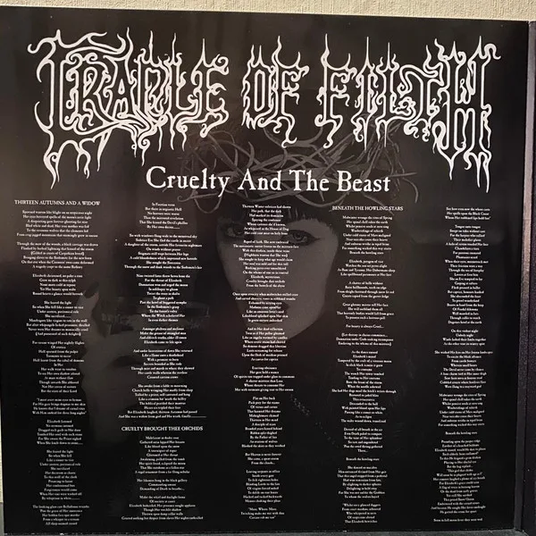 Cradle Of Filth, Cruelty And The Beast (Re-Mistressed)-LP, Vinilos, Historia Nuestra