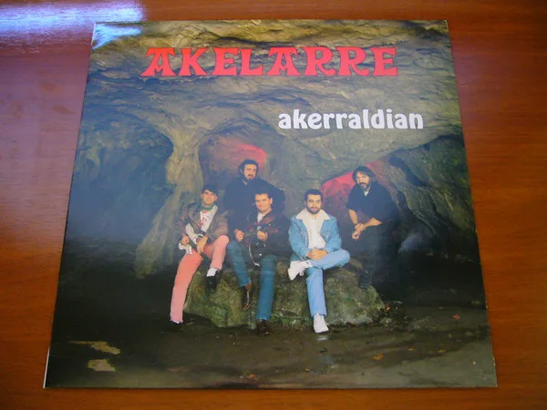 Akelarre, Akerraldian-LP, Vinilos, Historia Nuestra