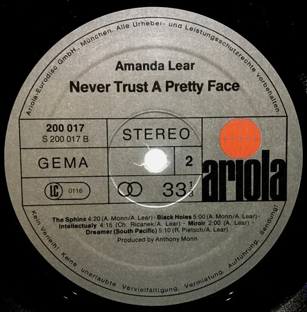 Amanda Lear Never Trust A Pretty Face-LP, Vinilos, Historia Nuestra