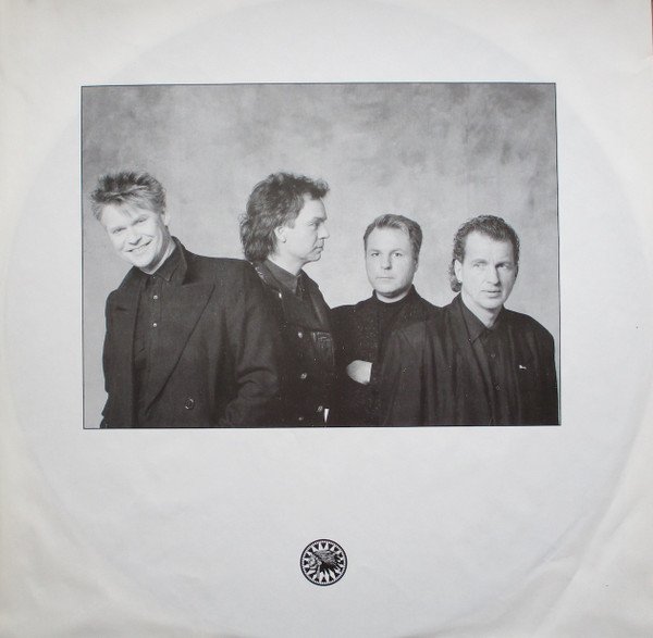 LP, Post Rock, Rattles* | Historia Nuestra